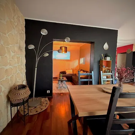Feel Good House * Saint-Aubin-de-Blaye
